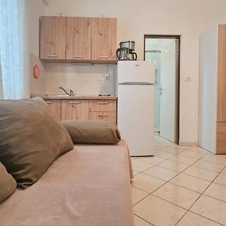 Apartment Modernes In Strandnahe *